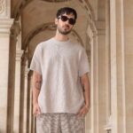 Diogo Melim Instagram - a monalisa não é fotogênica, achei bem mais bonita pessoalmente juro. adeus paris snif, oi itália e logo tamo chegando pra cantar com vocês portugal 🇫🇷🇮🇹🇵🇹 27.07 - Lisboa, PT | Coliseu 28.07 - Lousada, PT | Festas Grandes de Lousada 29.07 - Vilamoura/Algarve, PT | Bliss Museu Do Louvre