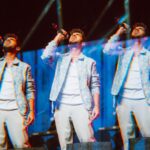 Diogo Melim Instagram - meu primeiro 'solo' de batera num show, estreando a nossa turnê nova. Beagá vcs foram mt especiais em todos os momentos, do palco ao camarim, presentes e afagos. voltaremos em breve e agora partiu rodar o Brasil sil sil #TurnêQuintal