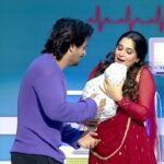 Dipika Kakar Instagram - Shoaib aur Dipika ki heartwarming performance aur nanhe se surprise ne jeeta sabka dil!🥰 Dekhiye #JhalakDikhhlaJaa, Sat-Sun raat 9:30 baje sirf #SonyEntertainmentTelevision par. @farahkhankunder @arshad_warsi @malaikaaroraofficial @ms.dipika @shoaib2087 @manisharani002 @adrijasinha__ @shivthakare9 @rithvikk_dhanjani @gauaharkhan #JhalakDikhhlaJaaOnSonyTV
