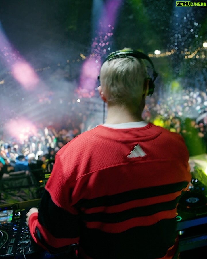 Diplo Instagram - spent the week in Japan, played 4 shows, crashed a ski party, and filmed a livestream that will make you trip sober (last slide), who wants the full stream?