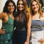 Dira Paes Instagram - Eneidinha mana... Parabéns!!! ♥️🎈♥️🎈És o nosso esteio, o nosso farol, o nosso porto seguro, a nossa fonte infindável de amor, uma médica incansável, uma karateca faixa preta, uma cozinheira de mão cheia, uma plantadora de açaí, uma filha, irmã, mãe e avó tão presente… São muitas as tuas virtudes, @eneidapaes. Que seja um lindo ciclo nos seus 17 anos bissextos. Tu mereces todos os salamaleques 🌹🌹🌹 Que todos os seus desejos se realizem. Te amamossss!!!@