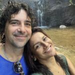 Dira Paes Instagram - Uma das maiores heranças que podemos deixar para nossos filhos, é o respeito, cuidado e amor pela natureza, pelas águas, por cada planta no chão. Sou abençoada com uma família que entende o real significado e importância de valorizar nossas riquezas naturais. Deixem seus filhos pisar no chão, sujar de terra, mergulhar nos rios, banhar nas cachoeiras. Quem se conecta com toda forma de vida, preserva e cuida do futuro. 💚 Floresta da Tijuca