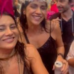Dira Paes Instagram - Carnaval começou ou será que nunca acabou 😉?! Que delícia me jogar nos ensaios para a grande festa dos 15anos do @academicosdobaixoaugusta ontem!!! 🎉❤️ Baixo Augusta