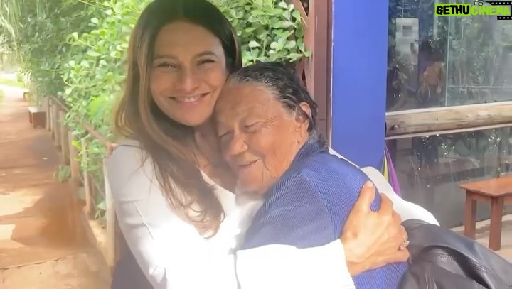 Dira Paes Instagram - Ontem, no dia da exibição de Pureza na Tela Quente, tivemos a ótima notícia que o Presidente Lula sancionou a Cota de Tela para longas metragens brasileiros, para os cinemas e tv paga e que se estenderá até 2033. É um projeto que fortalece a criatividade do nosso povo, dos nossos artistas e diversos profissionais que movimentam um mercado gigantesco. Incentivar a produção, distribuição e exibição de produções nacionais é valorizar e reforçar a nossa identidade cultural, afinal somos Bra-si-lei-ros. @purezaofilme agora está disponível no @Globoplay e aproveito para agradecer imensamente tantas palavras de carinho em relação a este filme que tem emocionado e conscientizado seu público por onde passa. É para isso que fazemos filmes. Viva o audiovisual brasileiro!!! ♥️🎥