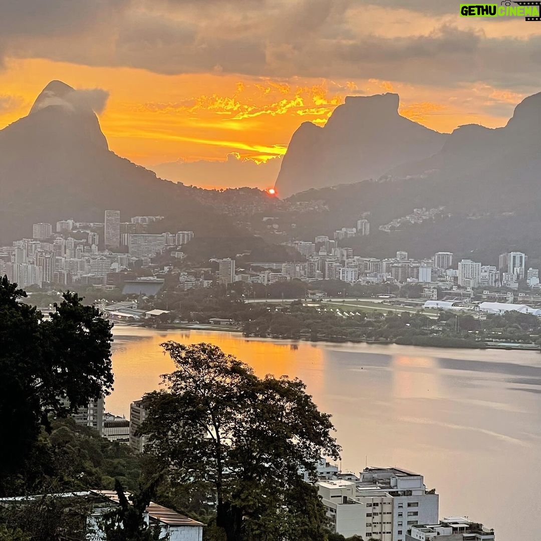 Dira Paes Instagram - O que os meus olhos estão vendo neste instante 🙌🏽🧡🎄 Rio de Janeiro, Rio de Janeiro