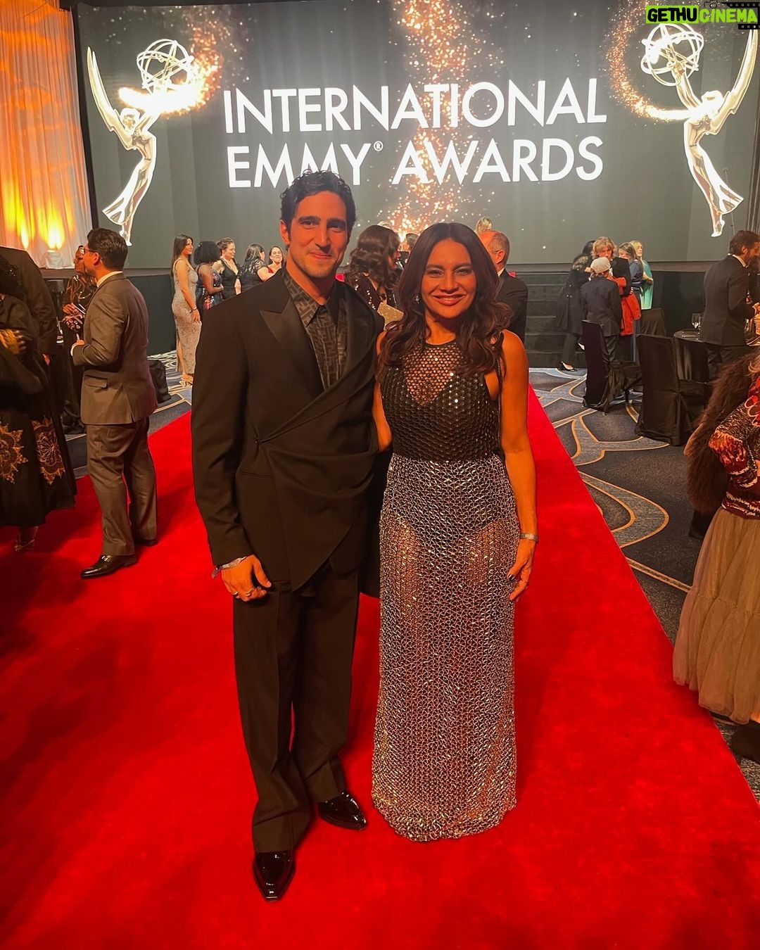 Dira Paes Instagram - Que experiência incrível! Celebramos #Pantanal no mundo. Não voltamos com o @iemmys, mas tudo que foi construído desde que aceitei fazer parte dessa novela, segue forte e só cresce. Orgulho da tv brasileira e da nossa dramaturgia!!!