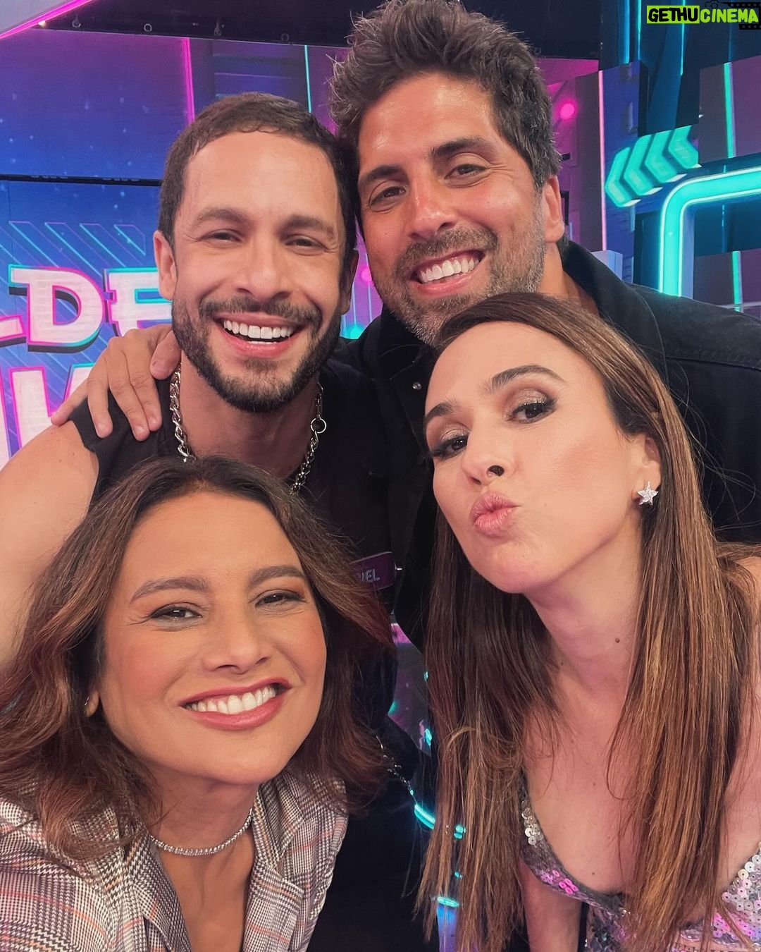 Dira Paes Instagram - Essa confusão toda é só um pouquinho do que vai rolar no #Caldeiroke no @caldeiraocommion de amanhã... Vamos nos divertir juntos nesse sábado?! 🫶🏾