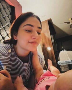 Disha Parmar Instagram - The Best kicks & Punches there ever can be! 🥺♥️🥰
#NavuAndMumma