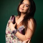 Divya Agarwal Instagram – We all want to be a little glamorous, a little playful and a little mischievous at times✨

Outfit –  @ahiclothing 
Accessories –  @houseofdoro
Styled by –  @stylingbyvictor @sohail__mughal___
Makeup – @dishisanghvii
Content creation- @socialpassmedia
Nails – @nailbox_by_ayashi