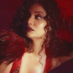 Divya Agarwal Instagram - Presenting “GlarIconic 2024” The Breathtaking @divyaagarwal_official along with @rubarumr.india @jasondylanbretfelean & @sharon_7sep For @glariconic Concept and Photography @amitkhannaphotography Styling @stylingbyvictor @sohail__mughal___ Creative direction & Production @tshodenyb @ankitbhatia14 @a__square__entertainment Mua @dishisanghvii Hair @sahil_anand_arora Jason’s HMUA @sahil_anand_arora Outfit @rezachirag Jwellery @rubans.in Venue Partners @axolounge Gifting partners @thebombayblackdecor @mitvincouture @lafrenchperfumes @taneira_sarees @skinn_titan @dcakecreations Videography @haroon_ali15 @shotbykaran_ Asst Photographer @kapil_parmar0751 Asst Stylist @styleby_antara @janvijain123 #amitkhannaphotography #divyaagarwal_official #jasondylanbretfelean #misterglobal2023 #rubarumrindia #glariconic Mumbai, Maharashtra