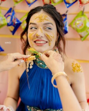 Divya Agarwal Instagram - Drenched in the color of joy and smothered in love! Let the good times “haldi-roll” ⭐️✨🤩❤️🧿

Outfit @pallavijaipur
Accessories @_krafterina
�Makeup and Hair : @dishisanghvii @hair_by_neetagohel @sarahsayedd16 
Styled by: @sohail__mughal___ @stylingbyvictor 
Wedding planner: @audiciousentertainment 
Wedding photography: @studiophotopalace 
.
.
.
#shadi #wedding #shadiseason #haldi #bride #bridesmaids #cocokibaico