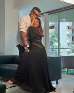Divya Agarwal Instagram - Everyday is valentines for us and the month of February will be the most special month for us … 20th February 2024, will be husband and wife forever ❤️ #cocokibaico #shiva #satnamwaheguru 🧿 @apurva.insta