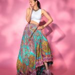 Divya Khosla Kumar Instagram - Mainu lehnga laa de mehnga ve diljaneya 😋