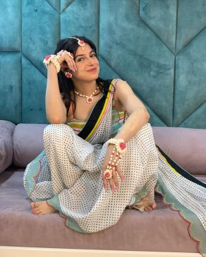 Divya Khosla Kumar Instagram - Thankful for all the Birthday wishes 🧁Im blessed to have the most beautiful insta family 🫶🏻deeply value so much  love u”ll send me throughout the year ❤️ wish I remain the Laadli of your hearts always 🥳 Divya Devi ka aapko aashirwad 😉