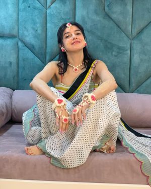 Divya Khosla Kumar Instagram - Thankful for all the Birthday wishes 🧁Im blessed to have the most beautiful insta family 🫶🏻deeply value so much  love u”ll send me throughout the year ❤️ wish I remain the Laadli of your hearts always 🥳 Divya Devi ka aapko aashirwad 😉