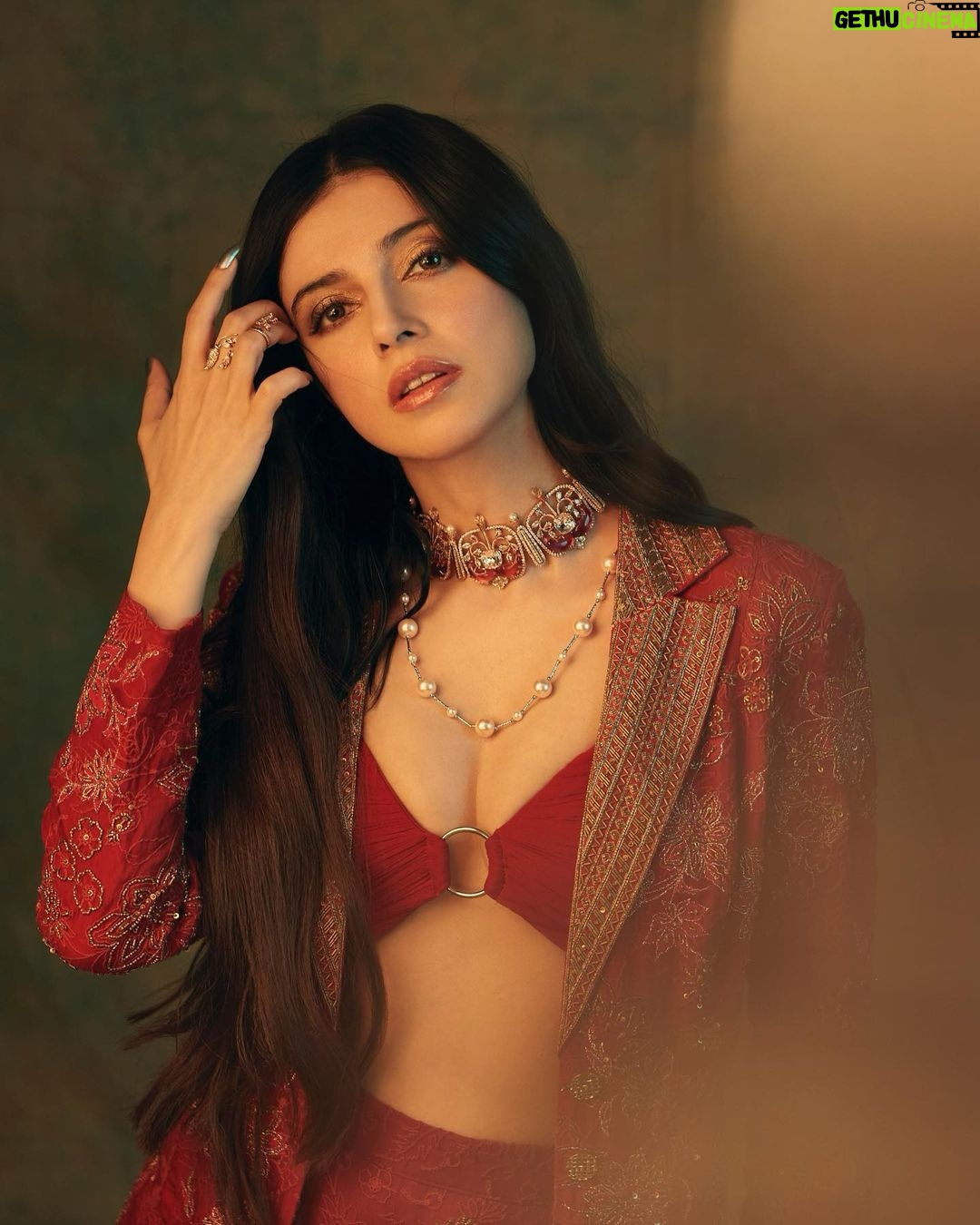 Divya Khosla Kumar Instagram - Uff This song keeps playing in my mind all the time❣️ #yaariyan2 #divyakhoslakumar
