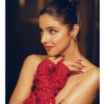 Divya Khosla Kumar Instagram - ❤️👠🌹🌶️ #divyakhoslakumar #yaariyan2