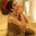 Divya Khosla Kumar Instagram - Ahmedabad Dhanyevad for giving bahut bahut pyar aur samman to your #Yaariyan2 ke Yaars ❤️ Enjoyed Best Garba ever of my life #garbalook #divyakhoslakumar #2daystogo #yaariyan2 Ahmedabad,Gujarat,India