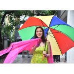 Divya Khosla Kumar Instagram - Keeping umbrella handy during #Yaariyan2 promotions kyonki Baarish unpredictable hai 🙈 PS : #SimroonTeraNaam out tomorrow at 2pm 🪷 #divyakhoslakumar