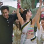Divya Khosla Kumar Instagram - Saare yaar hain aapke shukrguzar! ❤️ Thank you for loving the teaser of #Yaariyan2 Watch it now. Movie in cinemas on 20th October. @tseriesfilms @tseries.official #BhushanKumar @sapruandrao #VinaySapru #RadhikaRao @meezaanj @anaswara.rajan @yashdasgupta @pearlvpuri @warinahussain @bhagyashriiborse @lilletedubeyofficial @priya.p.varrier @manan_bhardwaj_official @arijitsingh #KrishanKumar @shivchanana @neerajkalyan24 @blmpictures @aayush_blm #divyakhoslakumar