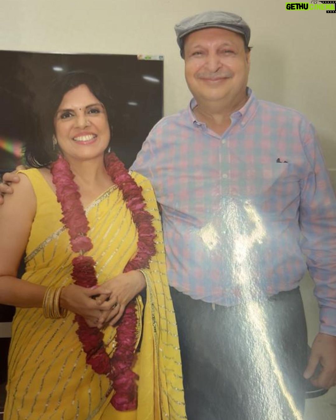 Divya Khosla Kumar Instagram - Mamma π Lost my mom sometime back leaving a forever void in my heart π I carry with me your immense blessings & moral values π my most beautiful soul .. So proud to be born out of you π I love you mumma βΎοΈ β¨Om Shanti ποΈ β¦β¦Daughter of Anita Khosla π©βπ§