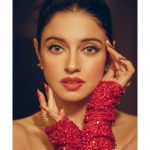 Divya Khosla Kumar Instagram - ❤️👠🌹🌶️ #divyakhoslakumar #yaariyan2