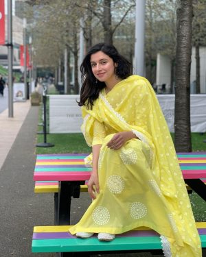Divya Khosla Kumar Instagram - The joy of dressing is in wearing an Indian suit 💛

Suit @drzya_ridhisuri 
📸 @thisisstudiops 
#whenuhaveadayoffshoot #divyakhoslakumar #ukfashion #desivibes💫