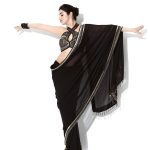 Divya Khosla Kumar Instagram - As a little girl I longed to grow up just to wear a sari😋 & watching my mom drape one everyday used to be such a magical experience for me #bachpankimemories