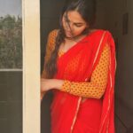 Divya Vadthya Instagram - Aligithey ilagey untaru mari … Ainaaa aligey laa cheyyatam deniki ? Malli inni mataalu cheppadam deniki ? #divi #divivadthya #divinunchi #bangarukallabuchammo #happy #life