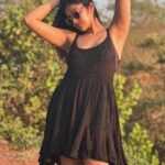 Divya Vadthya Instagram - E sunset entra babu 🫣 Nuvvey gurthostunnav 🌇 … #divi #divivadthya #divinunchi #sunset