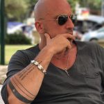 Dmitriy Nagiev Instagram – Поразительный взгляд, чуть размытые перспективы, ещё море сексуальности, уже без гарантии, но с огоньком.