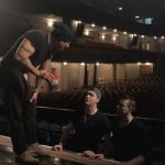 Dmitriy Nagiev Instagram - Театральному рекордсмену Кысе 17 лет. Чтобы выдержать этот марафон, надо быть #ЗОЖпожизни Пора приоткрыть завесу тайны над закулисьем спектакля и показать, из чего состоит рацион победителя. Ставьте на фотках из спортзала #ЗОЖпожизни, будем вместе идти к новым рекордам. P.S. Все трюки выполнены профессионалами, не пытайтесь повторить их без элитной фасоли @agro_al @valeriysmekalov и @blashko