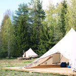Dmitriy Nagiev Instagram - Мои друзья открыли фантастический кемпинг в Карелии. Soul Camp @soulcamp.ru - это комфортный кемпинг на берегу лесного озера, состоящий из 10 просторных шатров с дизайнерским интерьером. Лагерь полностью автономен и экологичен, работает на энергии солнца и не приносит вреда окружающей среде. Это стилизованный лесной отель, в котором также есть кафе, пространство для йоги и баня. Телефон +79119264820 сайт soulcamp.ru Отдыхайте. И да будут не слышны в мозгу даже шорохи. Soulcamp