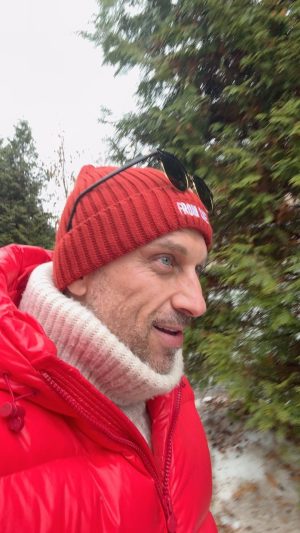 Dmitriy Nagiev Instagram - Долой головокружения от успехов, скажем «нет» анальной контузии. С Новым годом. Ждите приказов.