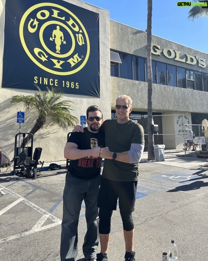 Dolph Lundgren Instagram - Ready to hit the iron with Jack Burner - he bid on workout with me at an online auction by @georgelopezfoundation A great cause helping kids get the proper treatment. 👍👊