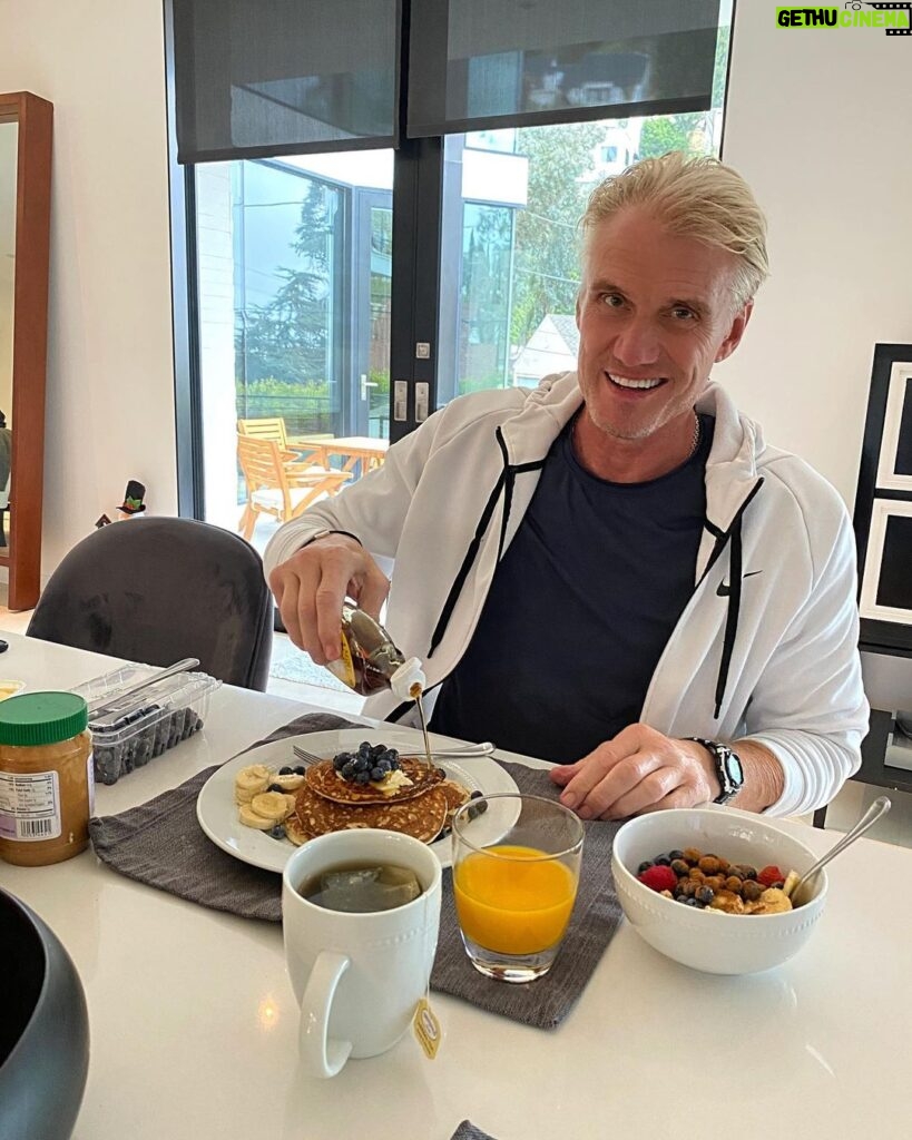 Dolph Lundgren Instagram - Power breakfast before hitting the gym👊🏻