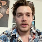 Dominic Sherwood Instagram - Hi everyone. @thatzovatt has asked me to be a part of this and now is a great time to spread love and support. So enter and vote! Hopefully, I’ll see you soon. Peace and love! Link in bio @juntos_costarica #juntoscostarica