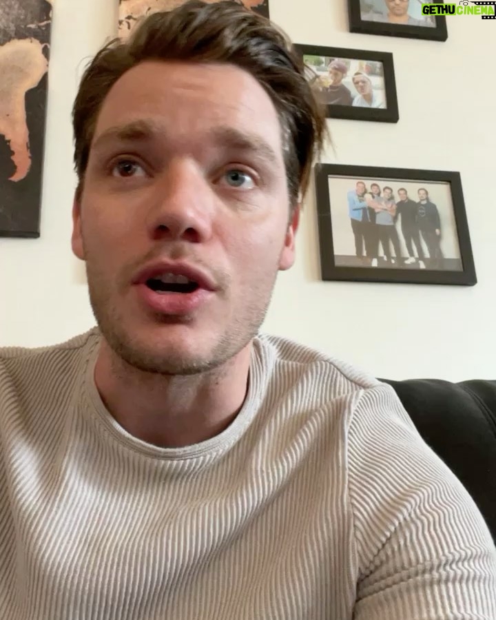 Dominic Sherwood - 314.2K Likes - I’m so, so excited about this. The team @limbitless3d have been amazing at not only creating wonderful innovative products for those in need FOR FREE, but also have welcomed me in so warmly! Stick around for further updates on projects and how you can get involved! I love you all!!
#limbitlesssolutions #danlovesyoutoo