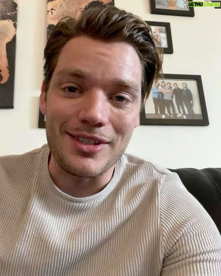 Dominic Sherwood - 314.2K Likes - I’m so, so excited about this. The team @limbitless3d have been amazing at not only creating wonderful innovative products for those in need FOR FREE, but also have welcomed me in so warmly! Stick around for further updates on projects and how you can get involved! I love you all!!
#limbitlesssolutions #danlovesyoutoo