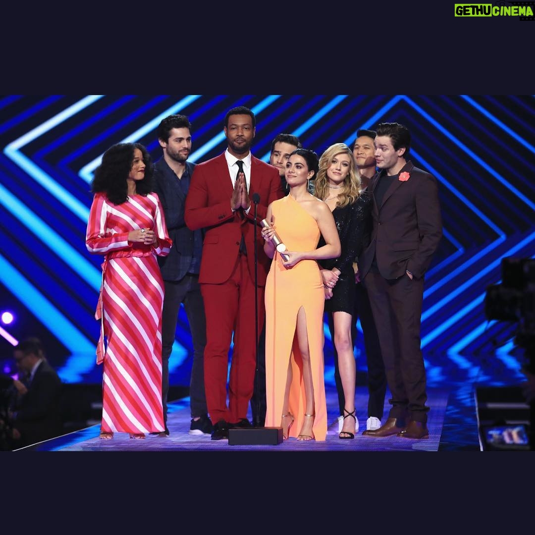Dominic Sherwood - 289.8K Likes - Congratulations to this incredible cast/ crew and most of all the fans. We are so grateful for all your tireless hard work from everywhere in the world. Thank you to @peopleschoice for having us. What a night.