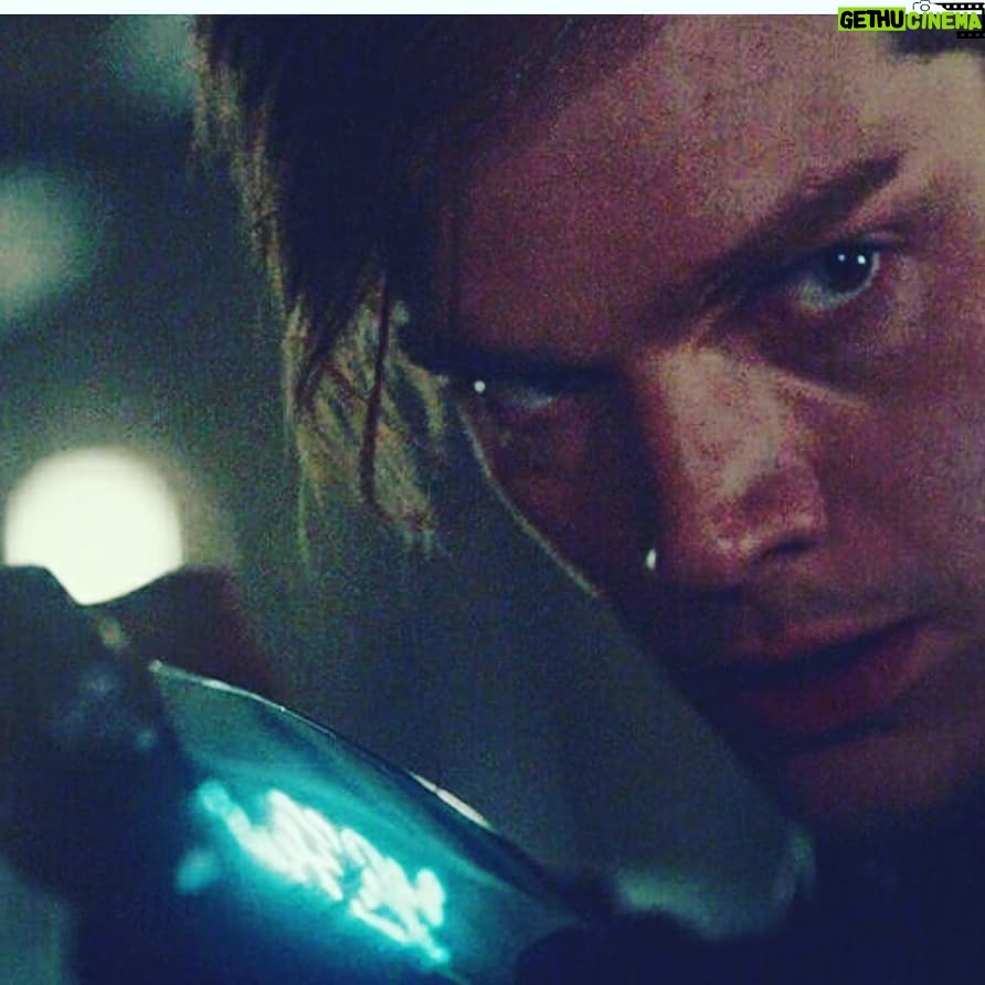 Dominic Sherwood - 316.1K Likes - New @shadowhunterstv tonight!!!! This isn't from tonight's episode... I just think blue is sweet... So here's a post with the colour blue in it. @freeform 8/7c