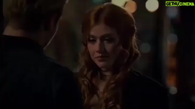 Dominic Sherwood - 264.5K Likes - @shadowhunterstv @kitkatsmeow @matthewdaddario @harryshumjr @albertorosende @alishawainwright @emeraudetoubia @isaiahmustafa