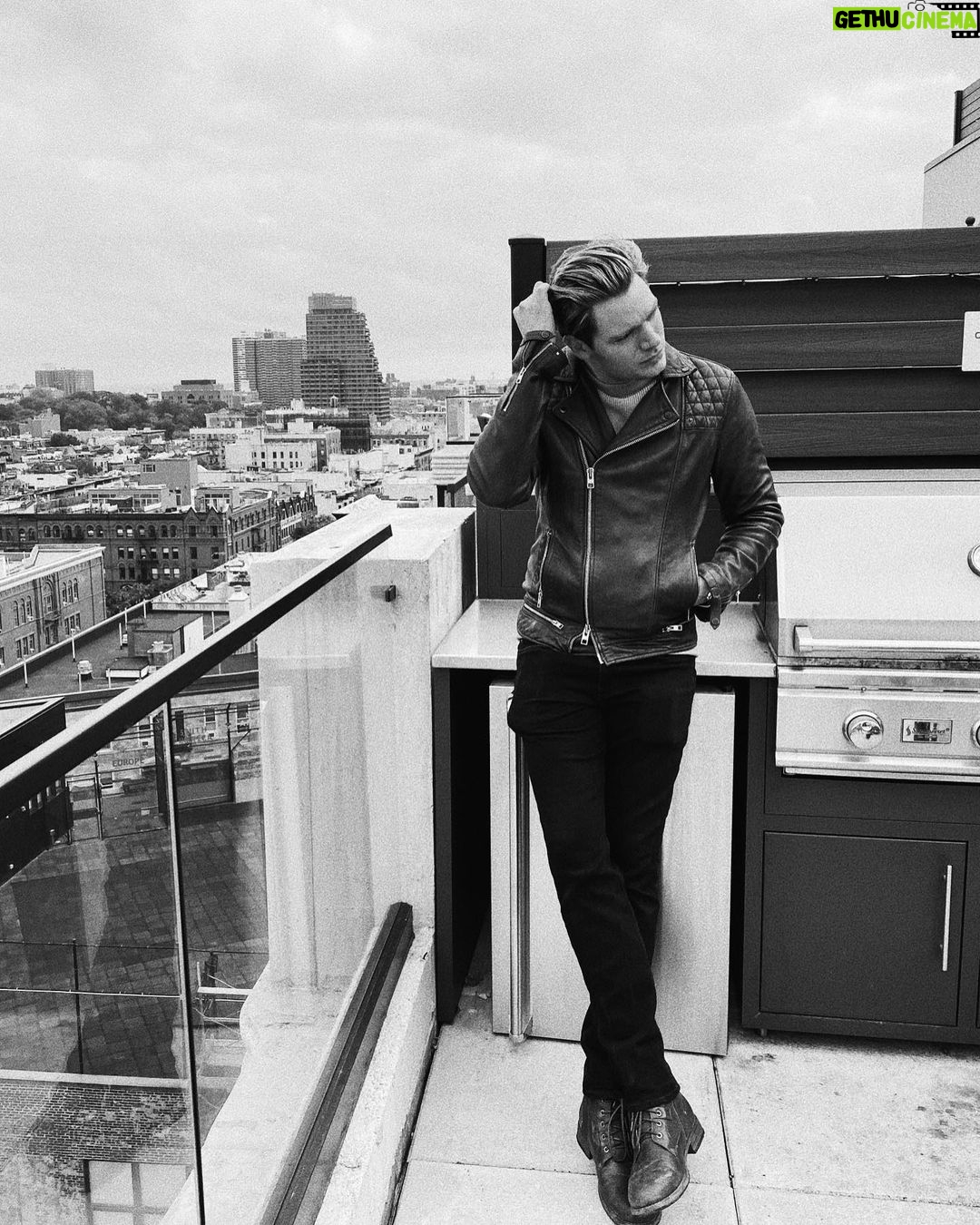 Dominic Sherwood - 196.2K Likes - Let me know in the comments who wants a season 2 of #partnertrack on @netflix
I hope you’ve been enjoying it so far.
I want to hear honest thought about the ending!!
Peace and love.
#teamwhoknows