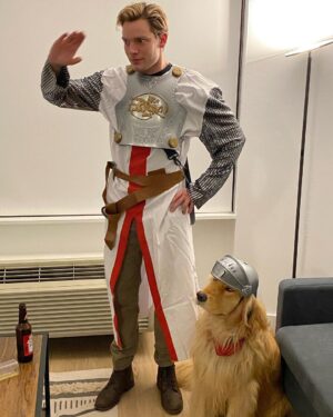 Dominic Sherwood Instagram - Happy halloween from us in NYC!!
