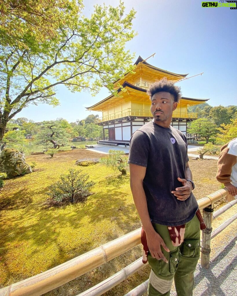 Dominique Barrett Instagram - ITS MY BIRTHDAY !! 🤴🏾🎂🎉 chapter: 26 In JAPAN !!! Since I was a kid it’s been my life goal to go to Japan , I told myself when I go & touch the soil of Japan I could never doubt myself EVER again . I DID IT , I REALLY DID IT !! 🥹😭 I’m the happiest I’ve ever been in my entire life ! I’m so pumped up with inspiration! A kid born in Chicago & raised in Maryland really made it to Japan 😭 I wouldn’t be here with out my amazing friends , family & my supporters ! I love you all ! 🥹 thank you for making my dreams come true ! I NEVER WANT TO WAKE UP !