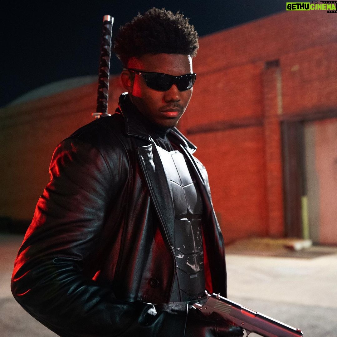 Dominique Barrett - 21.6K Likes - Day walker 🩸 🎬 blade film dropping in December by the way ⚔️ #halloween