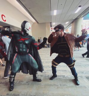 Dominique Barrett Instagram - Red X comes to #SDCC ❌ walking around as Red X was so fun 🎬 I had a couple fades to run. I even met the writer of Teen titans Academy @ilovetimsheridan & we even got to talk about my red x film I’m creating 🥂🔥 10/10 experience !! Also if you took a picture of my Red X DM ME THE PHOTO.. or else 🥷🏾

Suit by: @jcurtis_atelier 
Helmet by: @godofprops 
Suit accessories by: @chadhatter