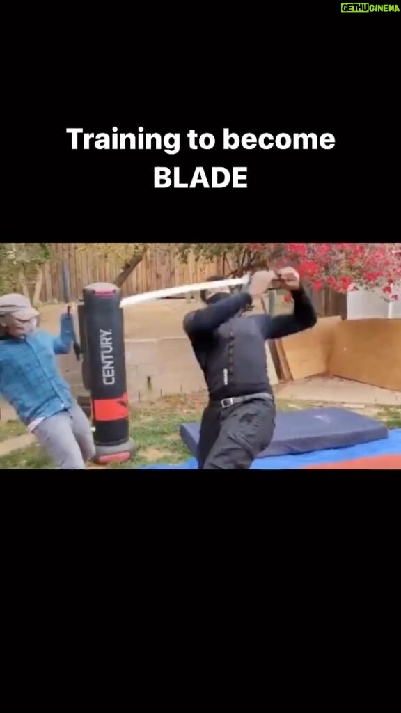 Dominique Barrett Instagram - Hey! We just released a Blade fan film , Here is some of the training I went through to prepare for the fight scene in the club sequence! Shoutout to the choreographer @vswarn for always pushing me in the right direction 💪🏾🎥⚔️ it’s always a pleasure working with him & his amazing team ⚔️ everybody & I mean everybody in this film did their own stunts & I can’t be more proud to have been apart of something like this 🎥🏆⚔️ thank you for watching