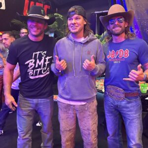 Donald Cerrone Instagram - Onward! @theovon @cowboycerrone @powerslap
