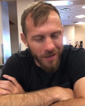 Donald Cerrone Instagram - New Hair who dis? 
Swipe —-> over and see what 2019 blowing in the wind was 😂😂